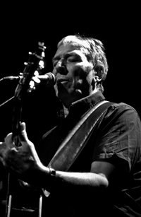 John Cale live in Angers 2011/10/14 - photo: Simon Bonaventure